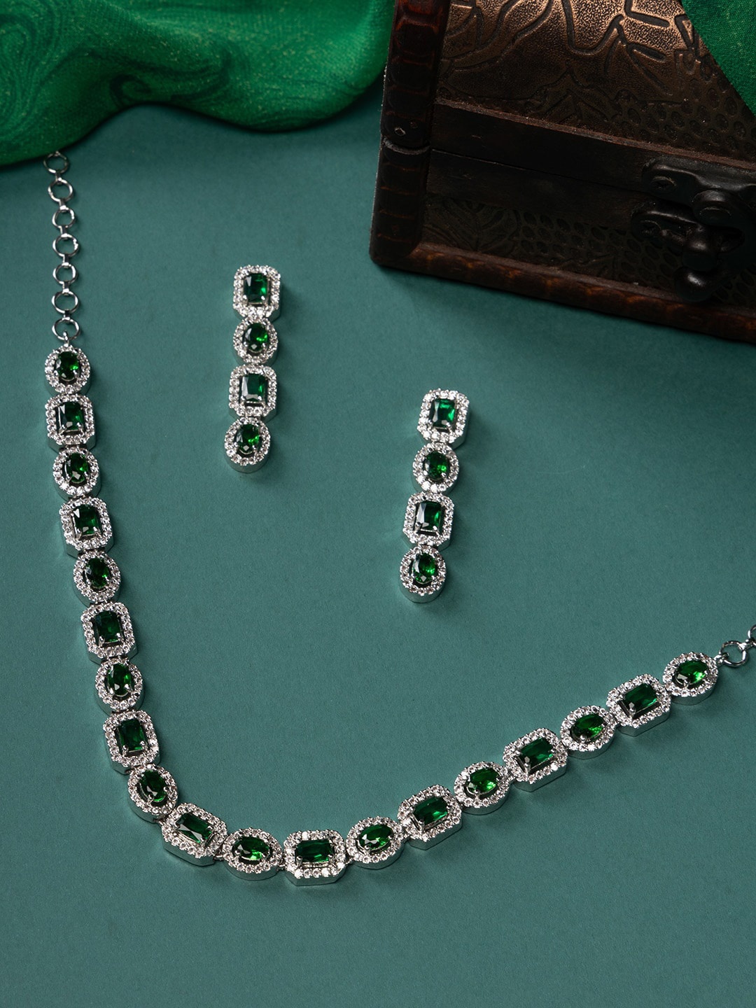 

justpeachy Rhodium-Plated AD-Studded Jewellery Set, Silver