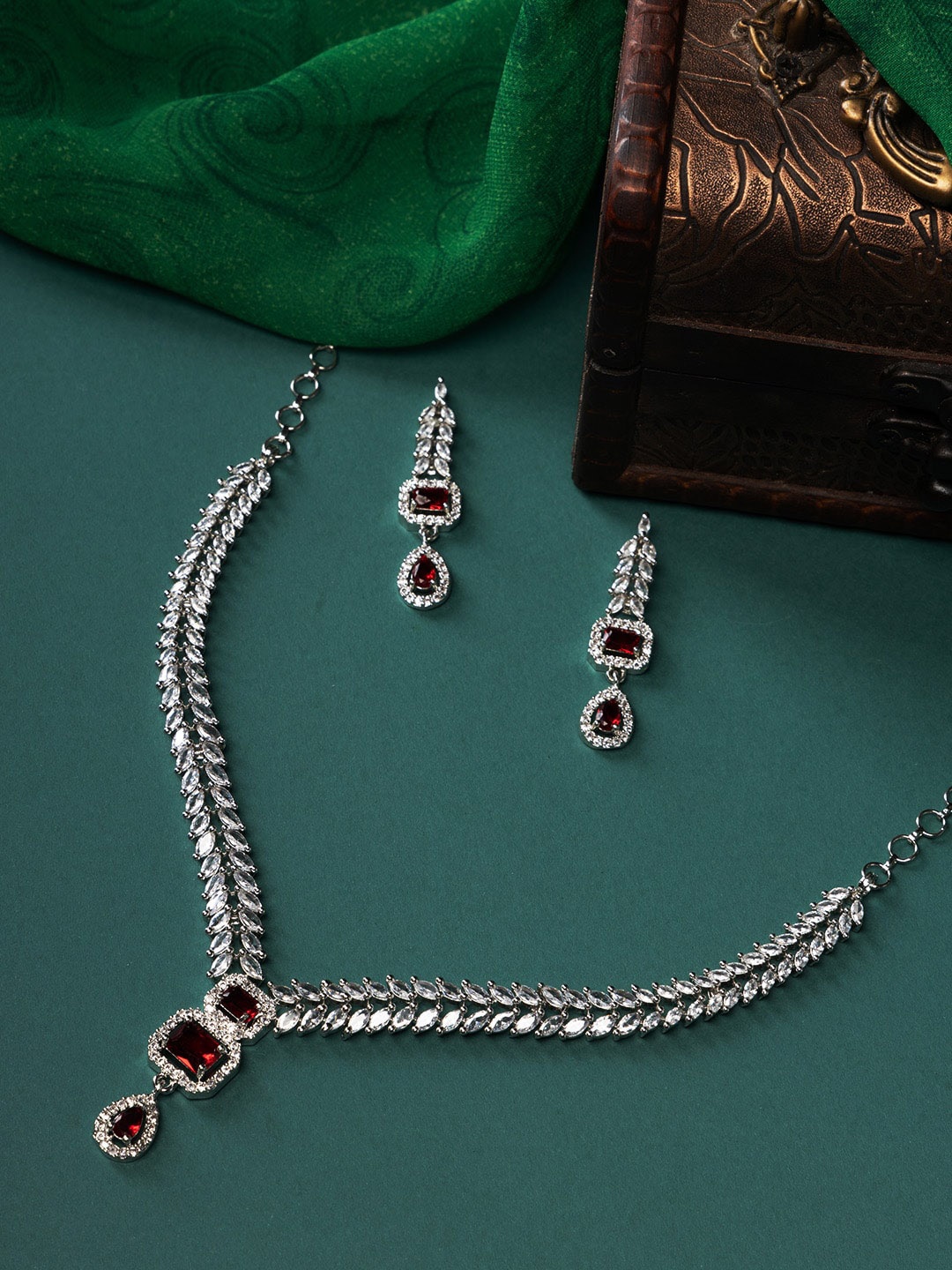 

justpeachy Rhodium-Plated AD-Studded Jewellery Set, Silver
