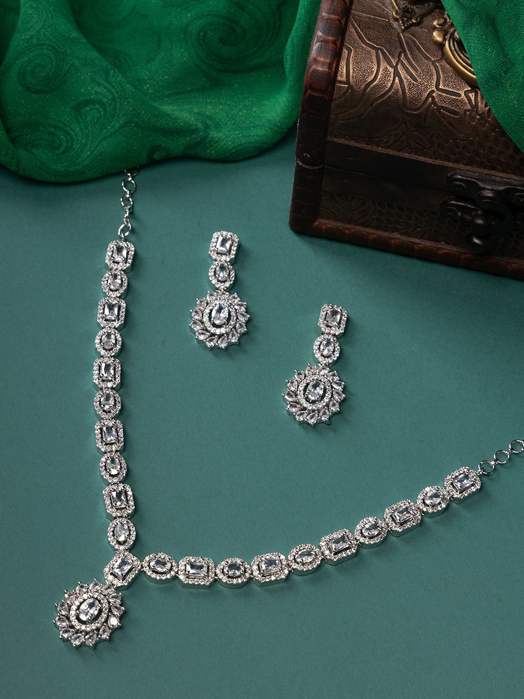 

justpeachy Rhodium-Plated American Diamond-Studded Jewellery Set, Silver