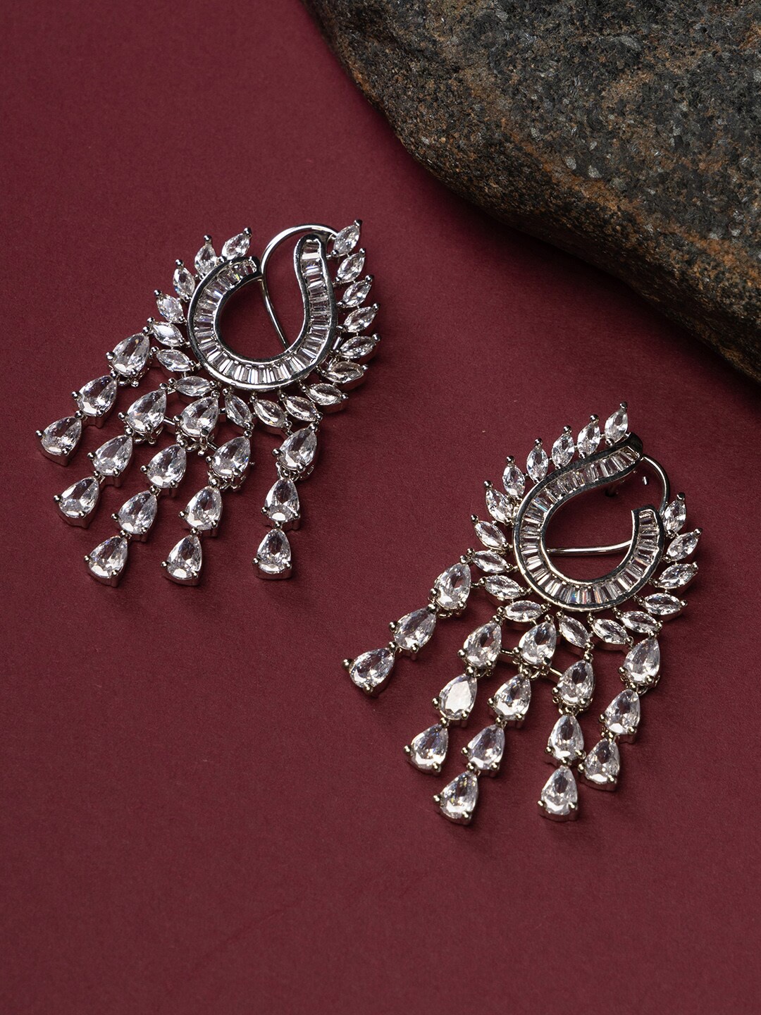 

justpeachy Silver-Toned Crescent Shaped Hoop Earrings