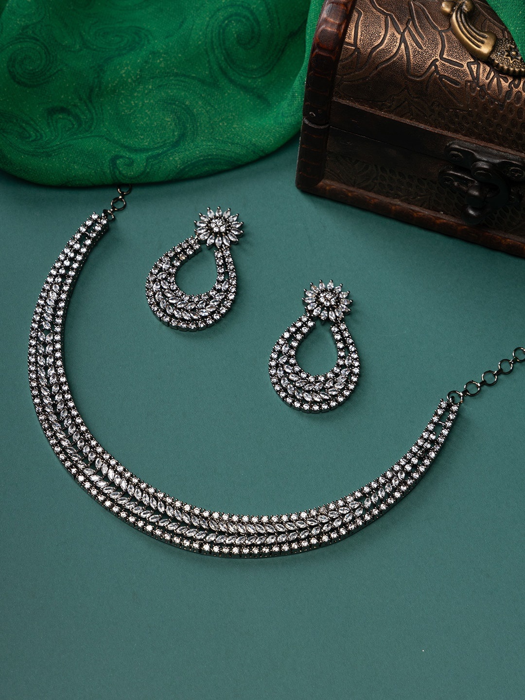 

justpeachy Rhodium-Plated AD Studded Jewellery Set, Black