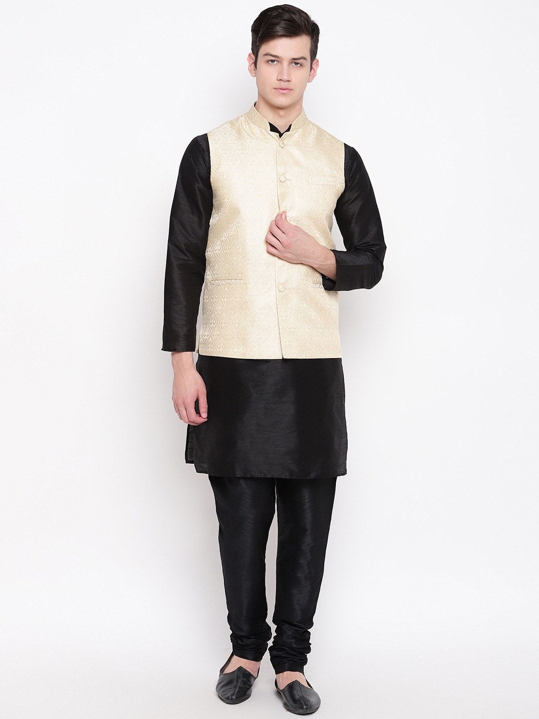 

MAG Regular Kurta With Churidar & Nehru Jacket, Black