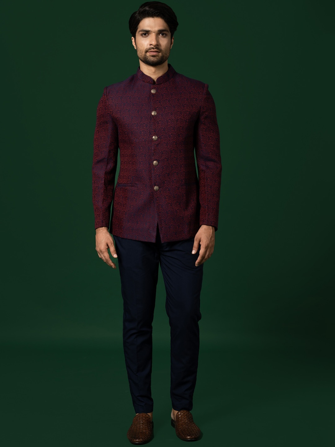 

Kisah 2 Piece Self Design Jodhpuri Bandhgala Blazer Set, Maroon