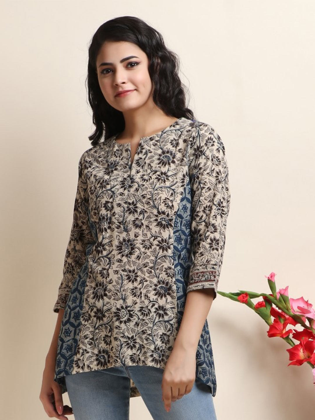 

Trinjann Floral Printed Thread Work Pure Cotton A-Line Kurti, Beige