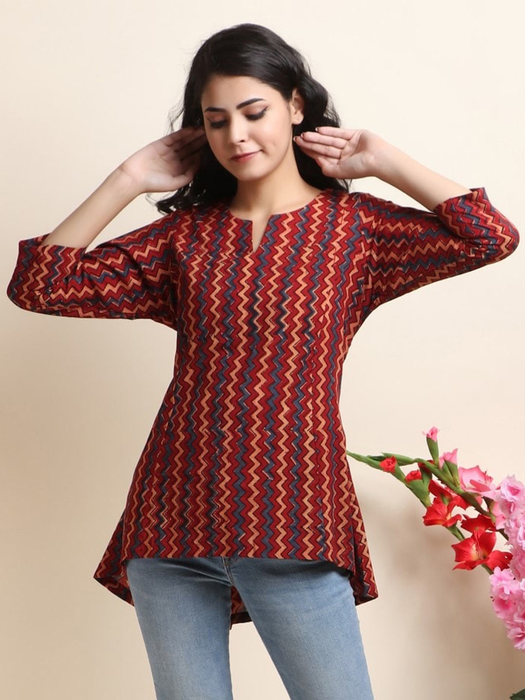 

Trinjann Chevron Printed Pure Cotton A-Line Kurti, Maroon
