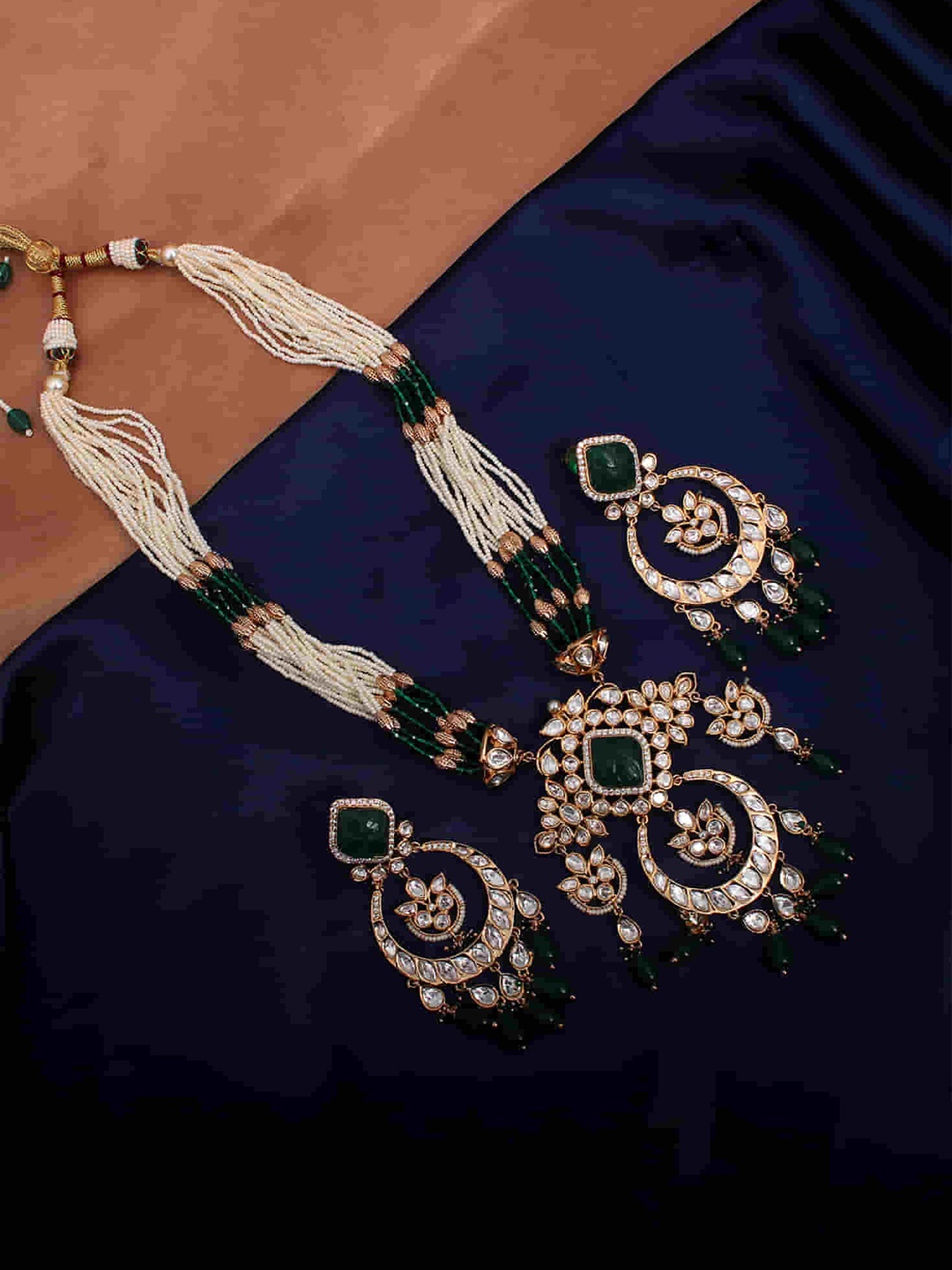 

Mirana Gold Plated & Kundan Studded Jewellery Set