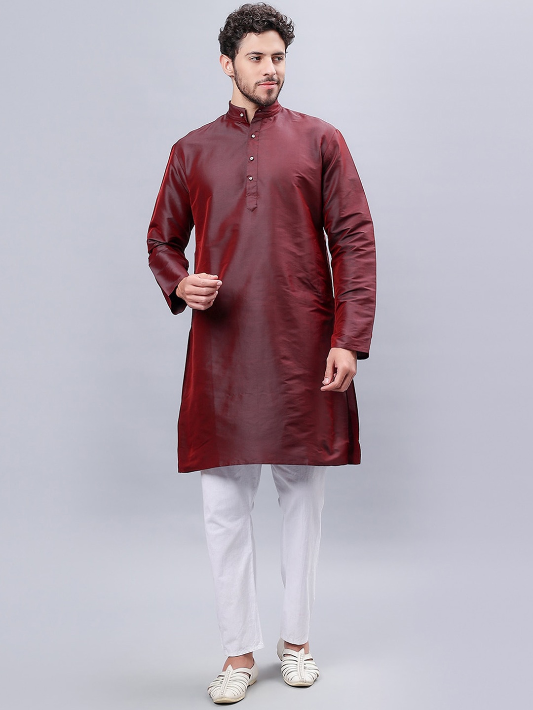 

Mad Over Print Men Maroon Thread Work Kurta