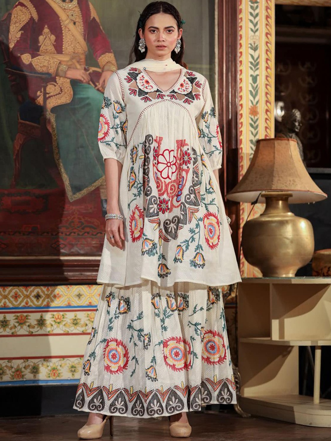 

FASHION DWAR Ethnic Motifs Embroidered V-Neck Pure Cotton Kurti with Sharara & Dupatta, Cream