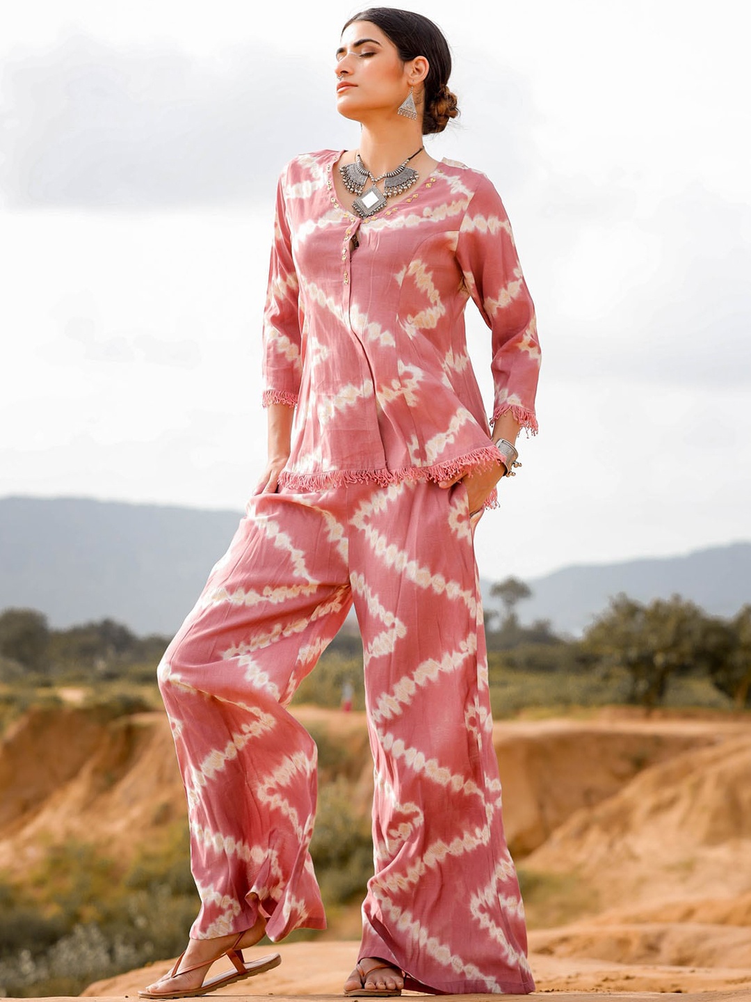 

FASHION DWAR Pure Cotton Printed V-Neck Tunic With Palazzos, Pink