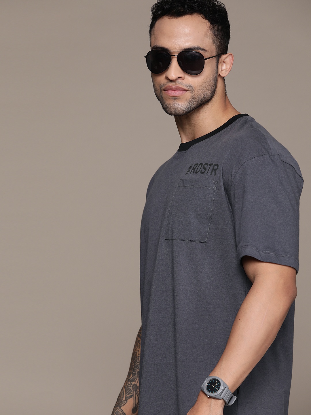 

The Roadster Lifestyle Co. Pure Cotton Relaxed Fit T-shirt, Charcoal