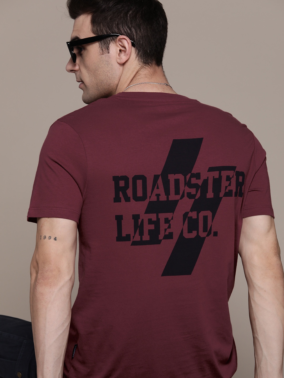 

The Roadster Lifestyle Co. Oversized Fit Printed Pure Cotton T-shirt, Maroon