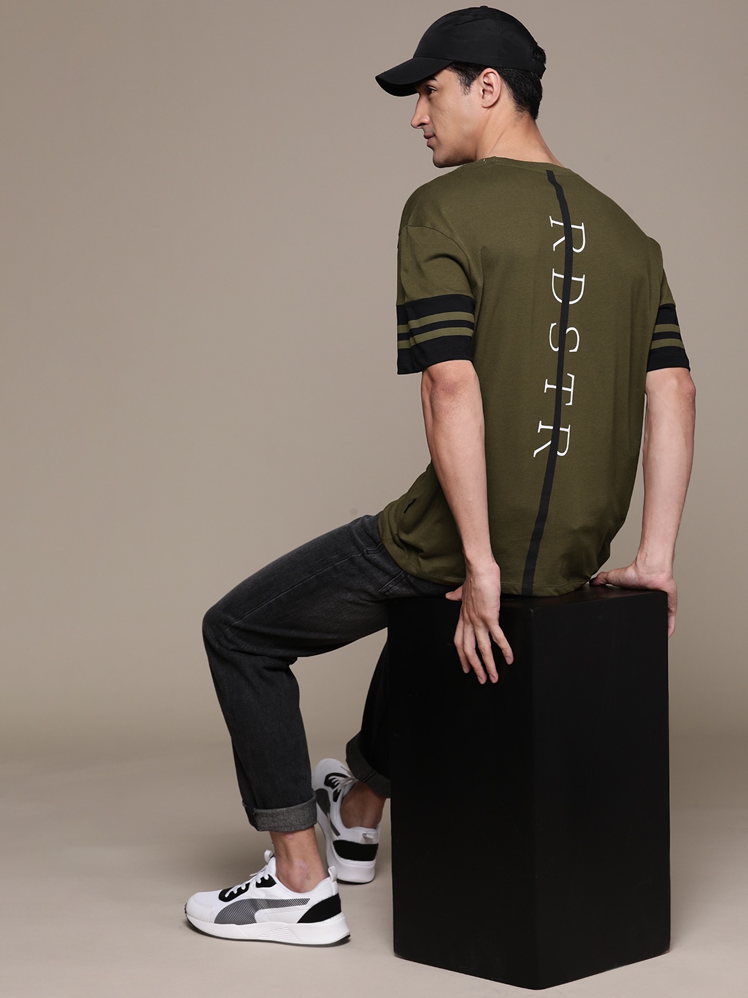 

The Roadster Lifestyle Co. Back Printed Relaxed Fit Pure Cotton T-shirt, Olive