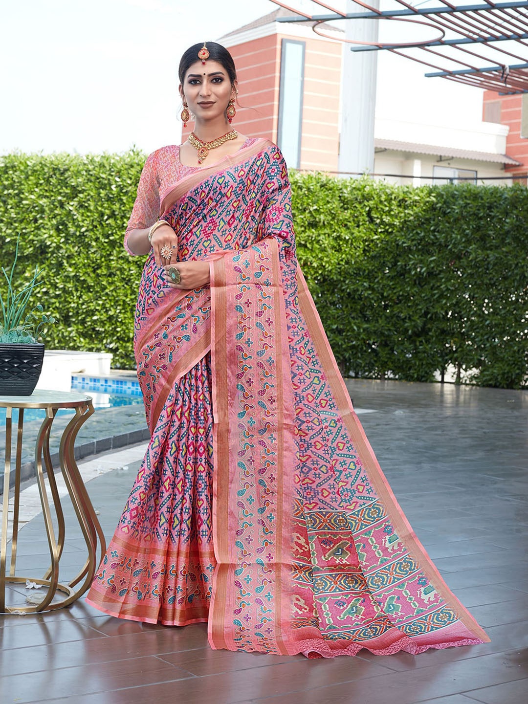 

Pisara Ethnic Motifs Printed Zari Detailed Silk Cotton Saree, Pink