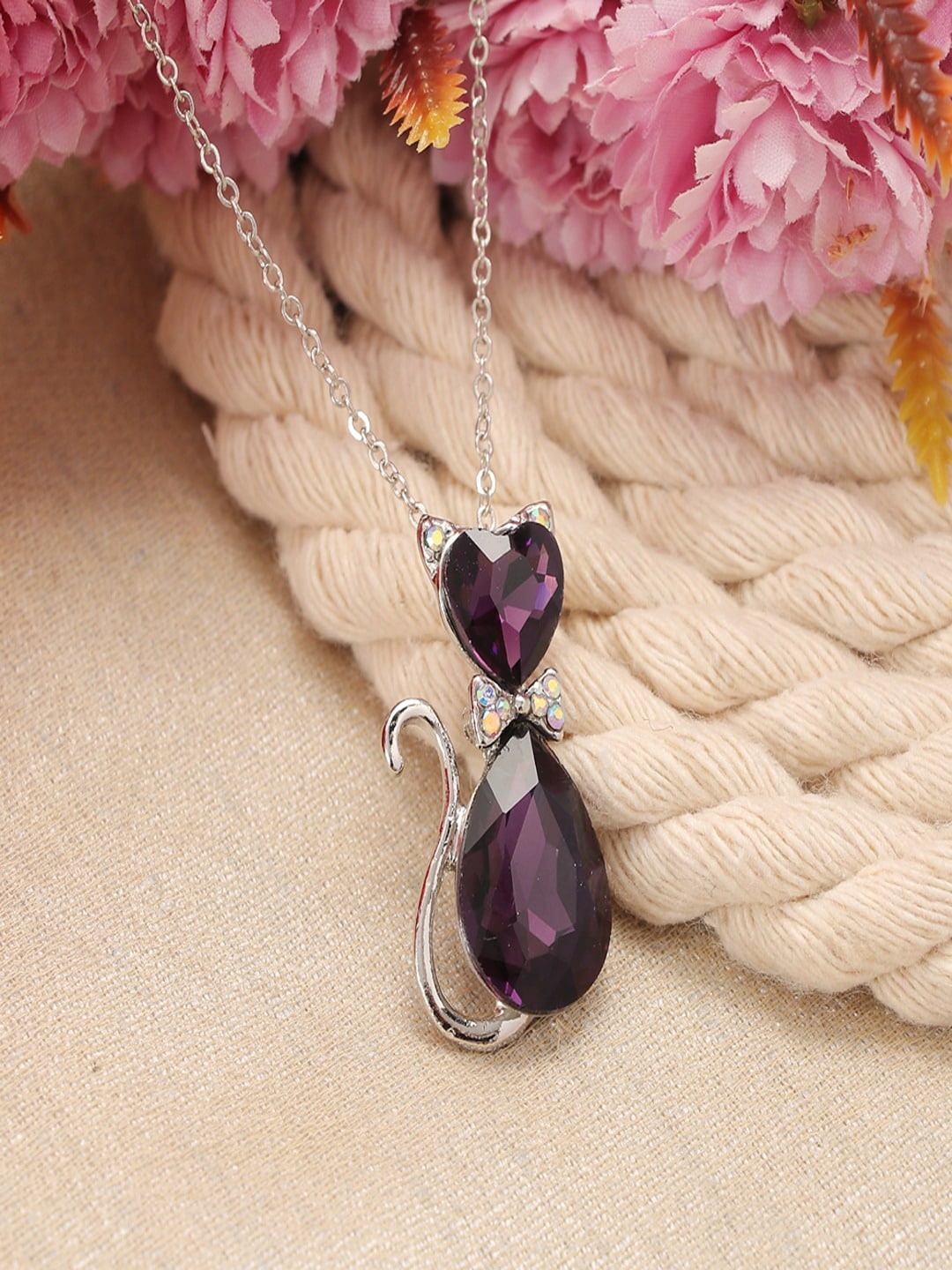 

UNIVERSITY TRENDZ Silver-Plated Crystal Cat Pendant Necklace