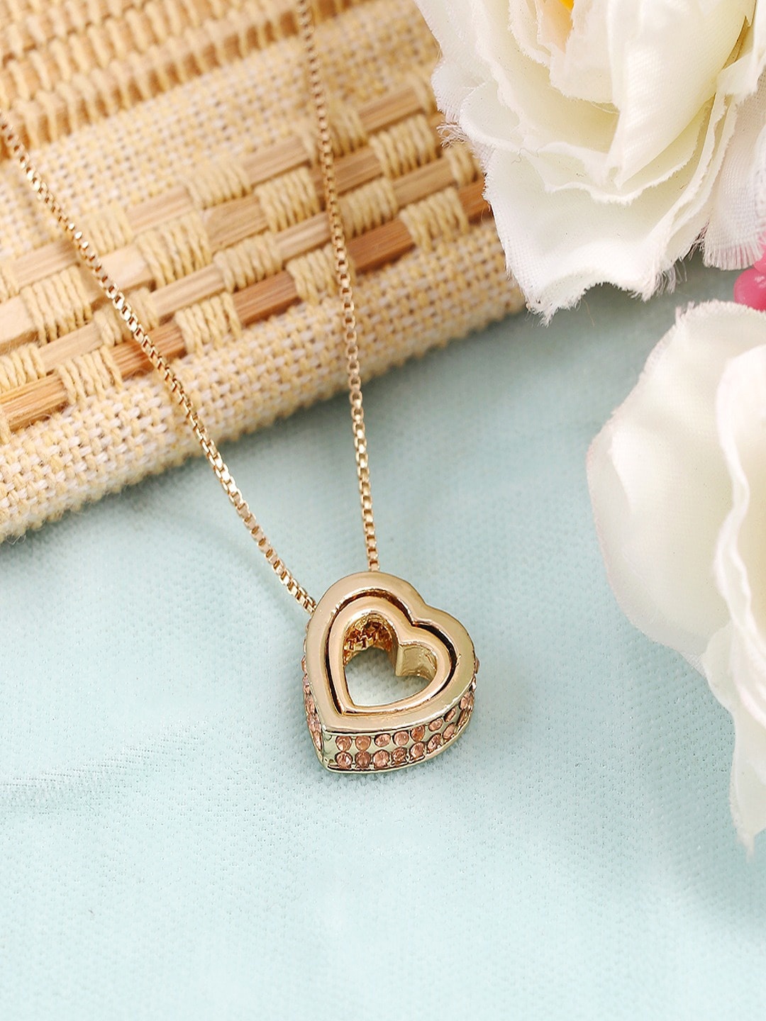 

UNIVERSITY TRENDZ Gold-Plated Crystal-Studded Heart Shaped Pendant With Chain