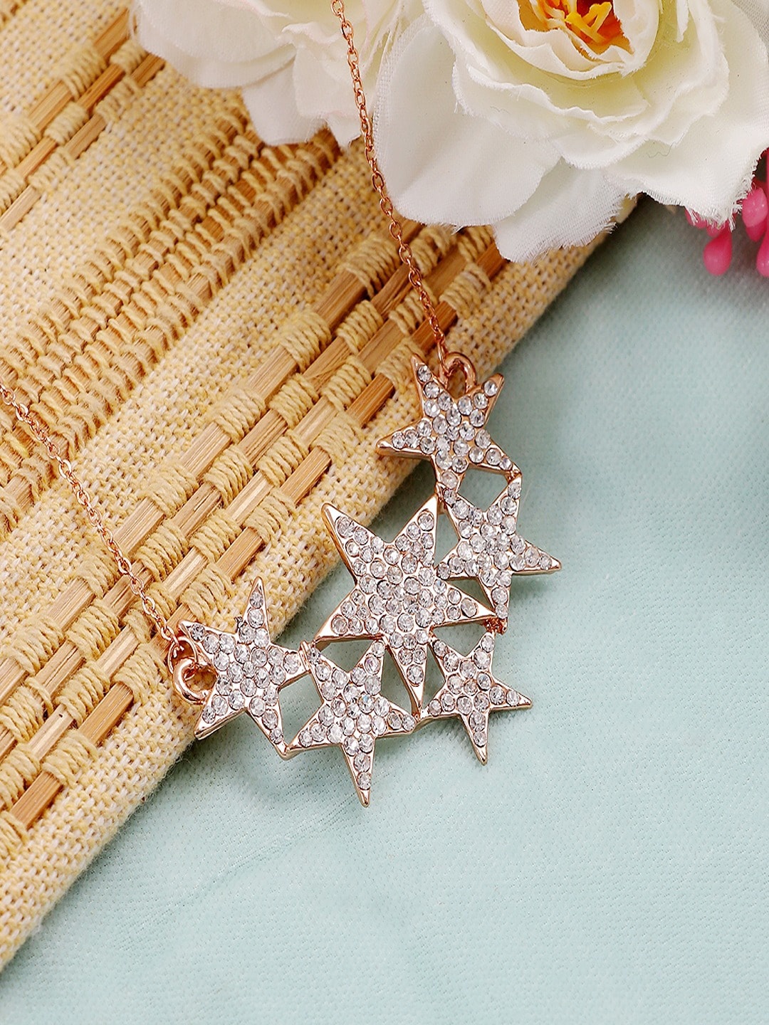 

UNIVERSITY TRENDZ Gold-Plated Crystal-Studded Star Pendant Chain