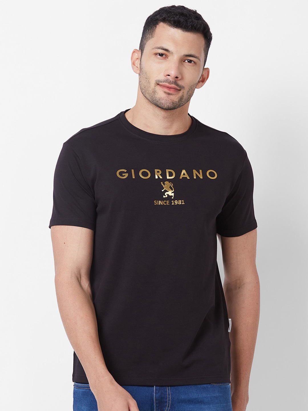 

GIORDANO Slim Fit Typography Printed Pure Cotton T-shirt, Black