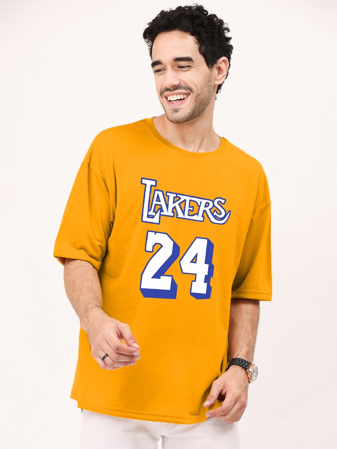 

Leotude Typography Printed Drop-Shoulder Sleeves Oversized T-shirt, Mustard