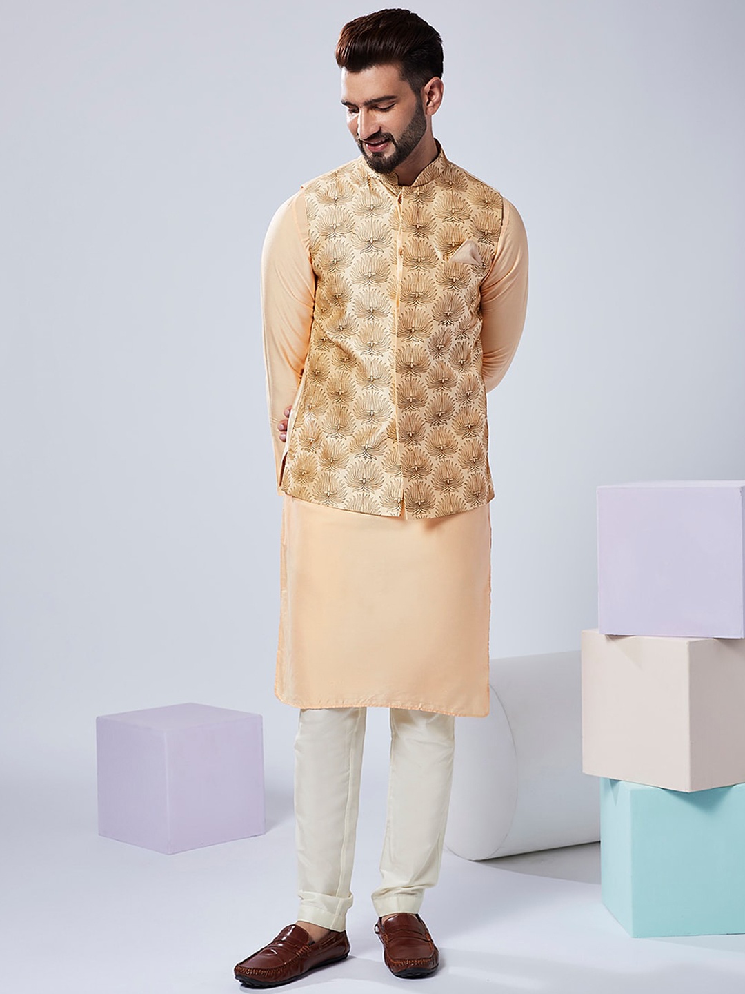 

KISAH Straight Kurta With Pyjamas, Nude