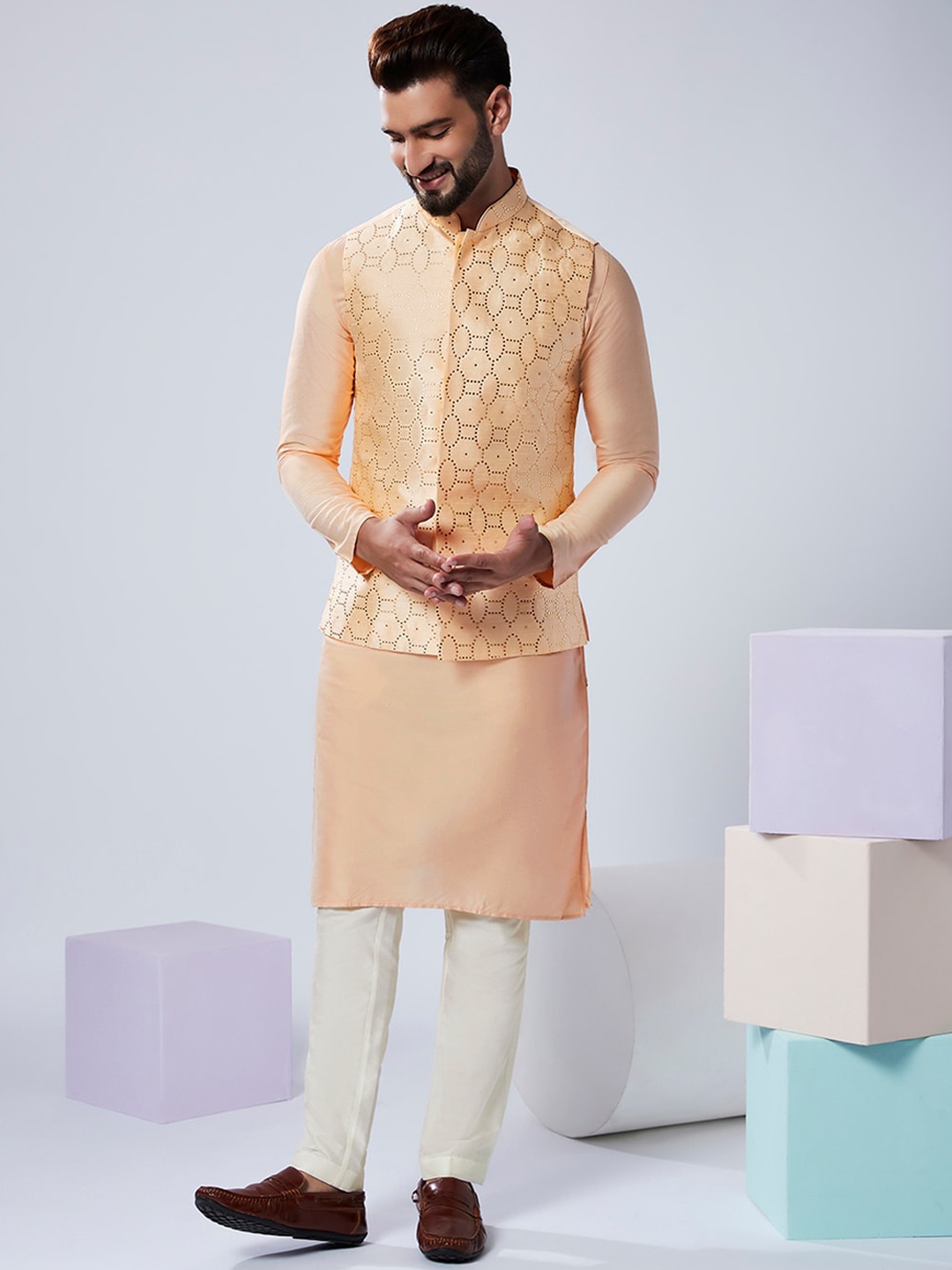 

KISAH Mandarin Collar Regular Kurta With Trousers & Nehru Jacket, Nude