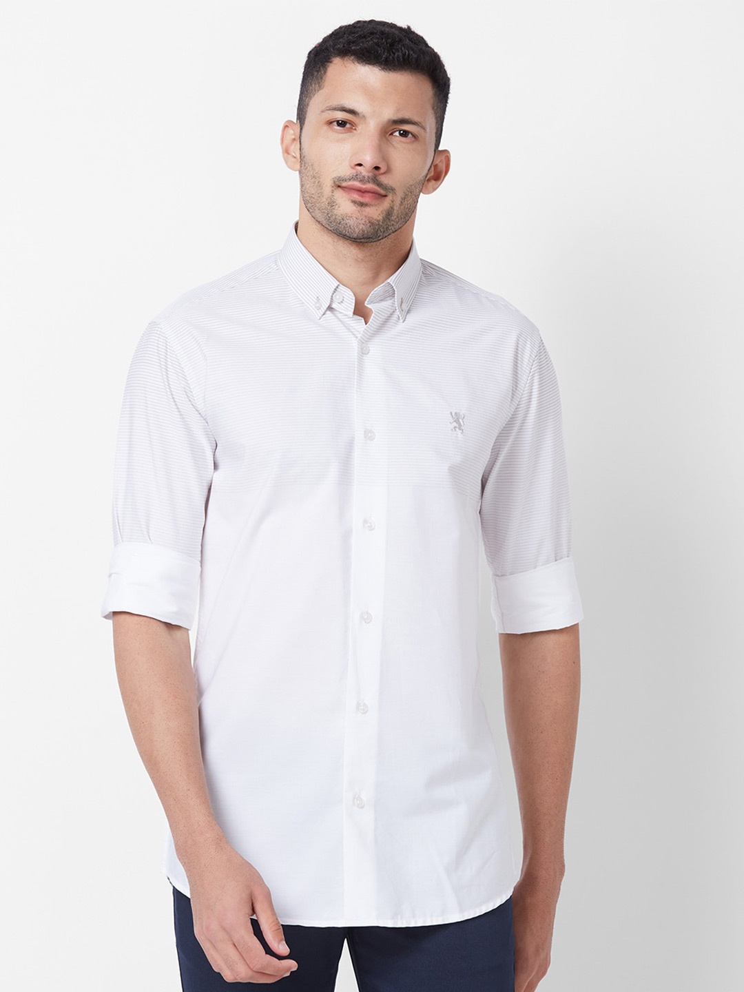 

GIORDANO Striped Button-Down Collar Slim Fit Pure Cotton Casual Shirt, White