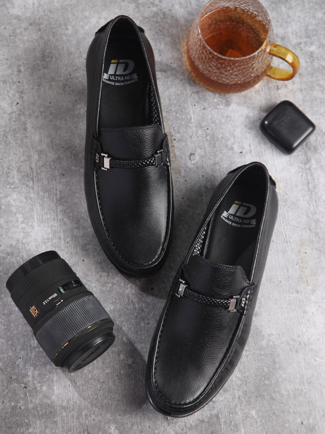 

ID Men Textured Lightweight Anti-Skid & Durable Leather Loafers, Black