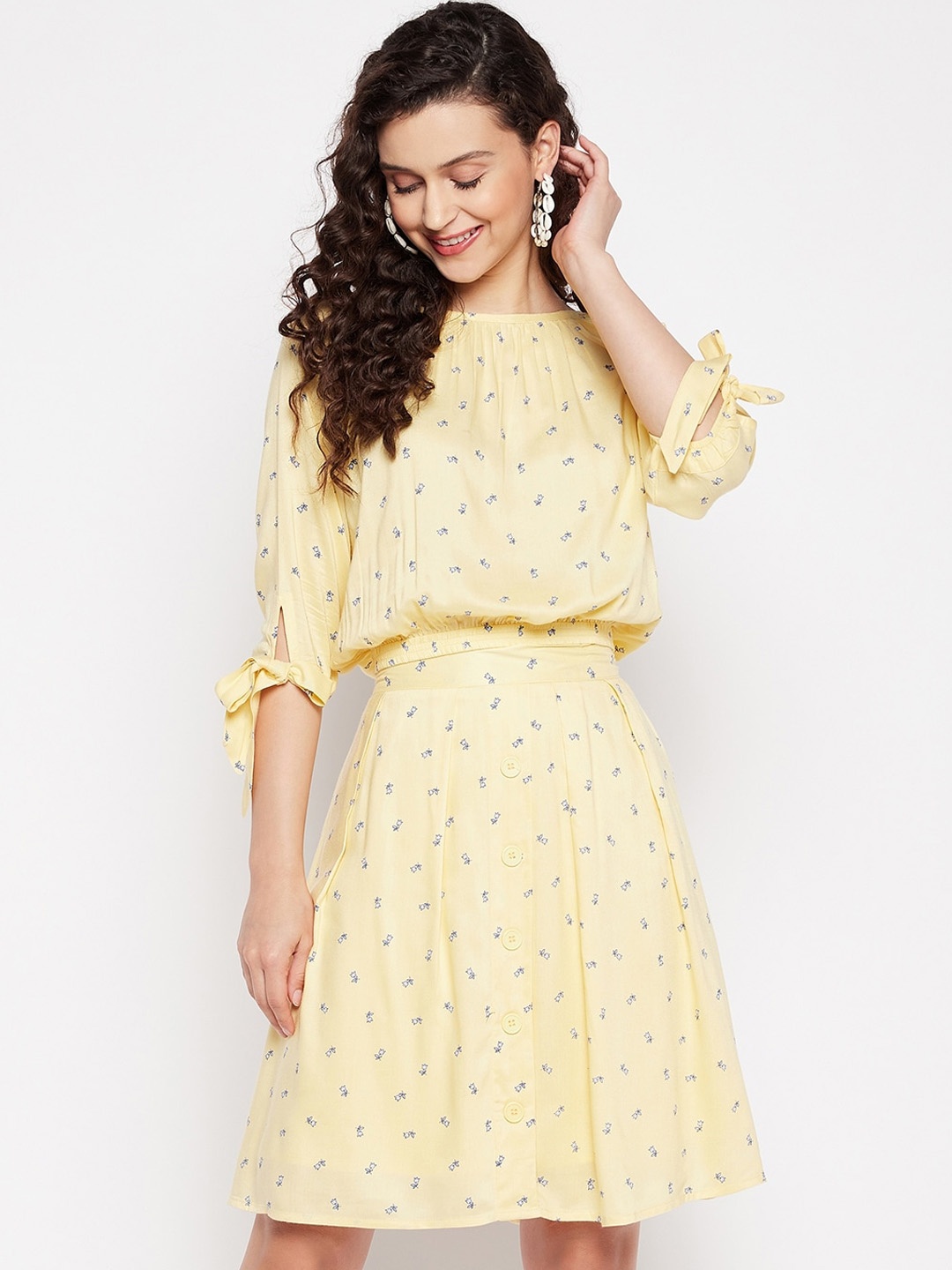 

STYLE BLUSH Floral Printed Midi Skirts, Yellow