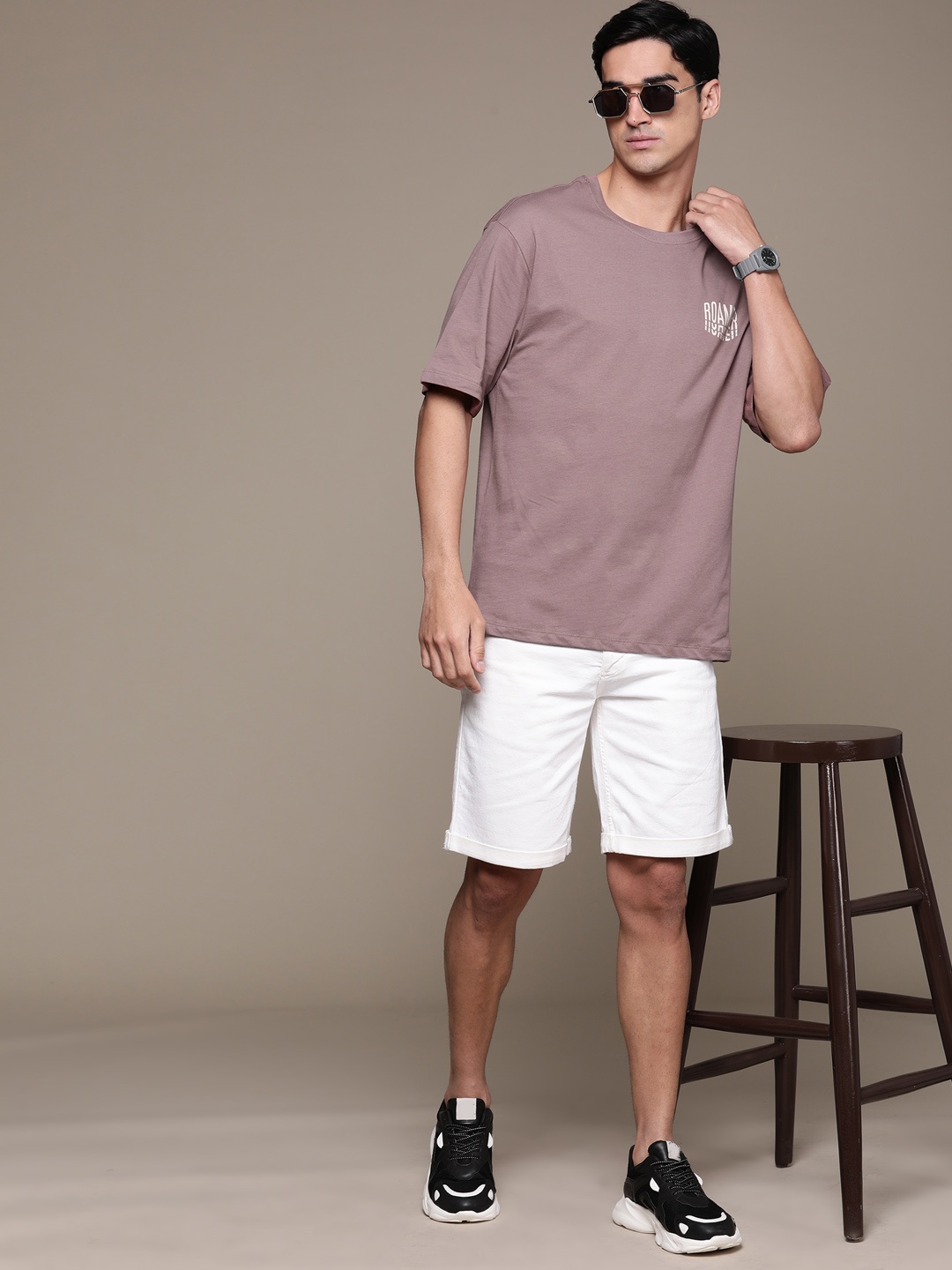 

The Roadster Lifestyle Co. Placement Print Relaxed Fit Pure Cotton T-shirt, Mauve