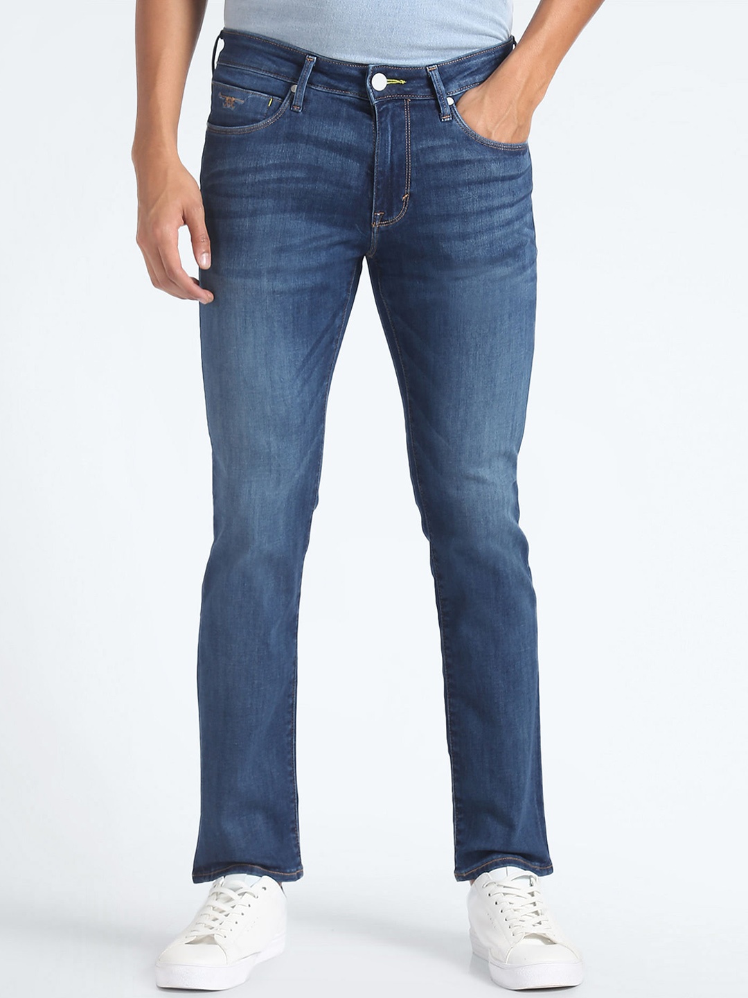 

Flying Machine Tapered Fit Light Fade Cotton Jeans, Blue