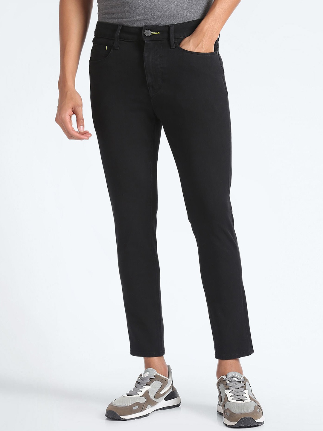 

Flying Machine Men Skinny Fit Clean Look Stretchable Jeans, Black