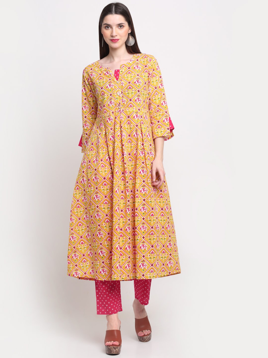 

Kamayra Floral Printed Pure Cotton Anarkali Kurta with Trousers & With Dupatta, Mustard