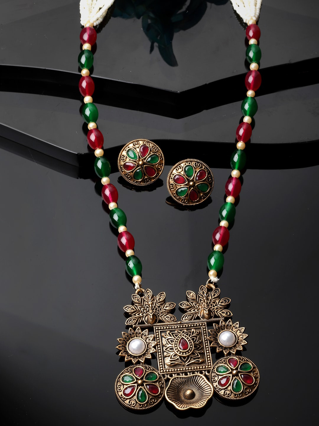 

ADIVA Gold Plated Artificial Stones and Beads Studded Jewellery Set
