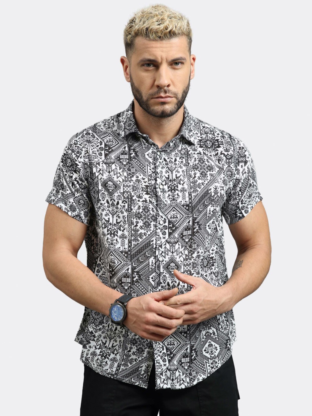

BADMAASH Slim Fit Ethnic Motifs Printed Casual Shirt, Black
