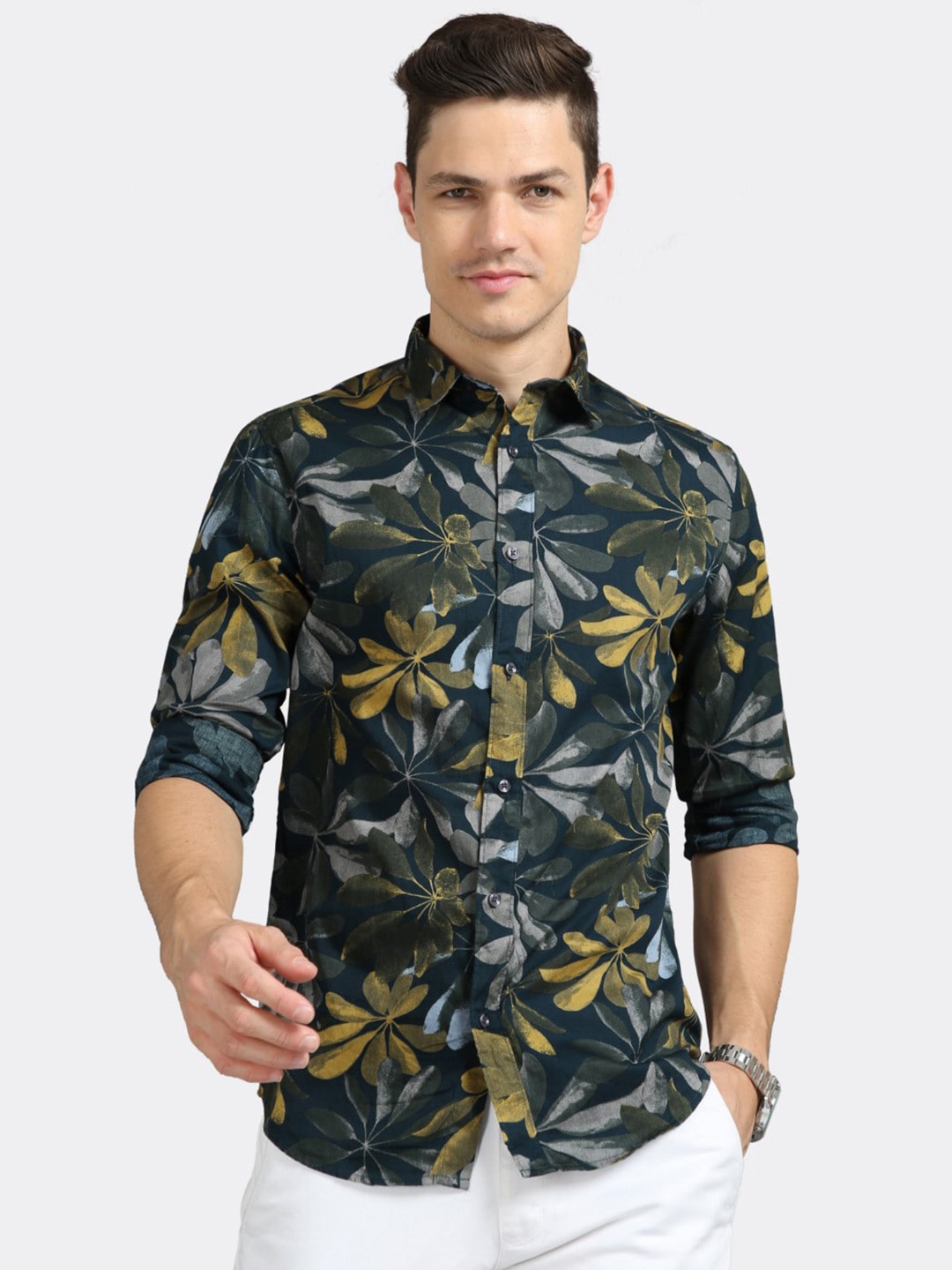 

BADMAASH Floral Printed Slim Fit Opaque Pure Cotton Casual Shirt, Green
