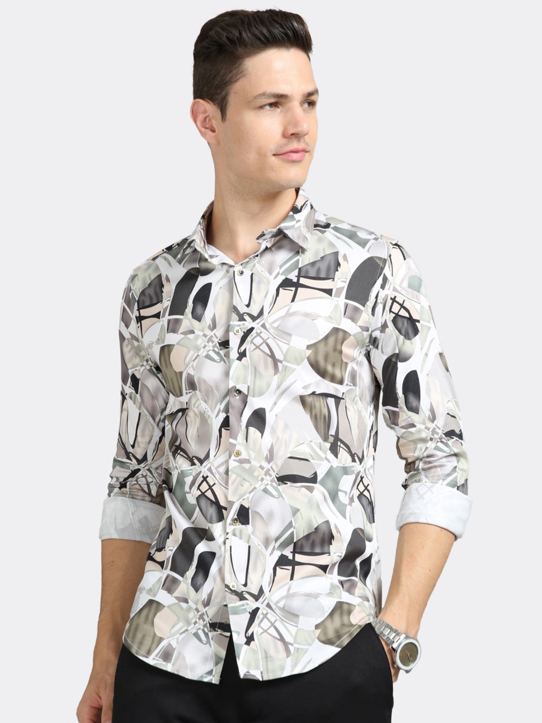 

BADMAASH Abstract Printed Slim Fit Casual Shirt, Green