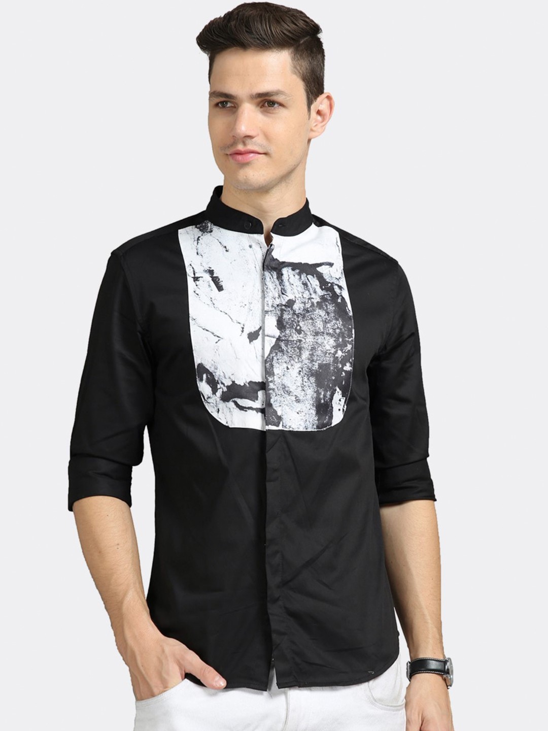 

BADMAASH Slim Fit Abstract Printed Pure Cotton Casual Shirt, Black