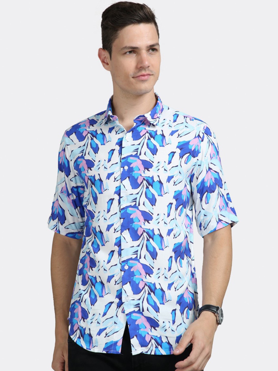 

BADMAASH Slim Fit Floral Printed Spread Collar Casual Shirt, White