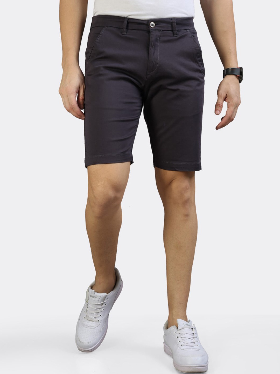 

BADMAASH Men Slim Fit Mid-Rise Regular Shorts, Black