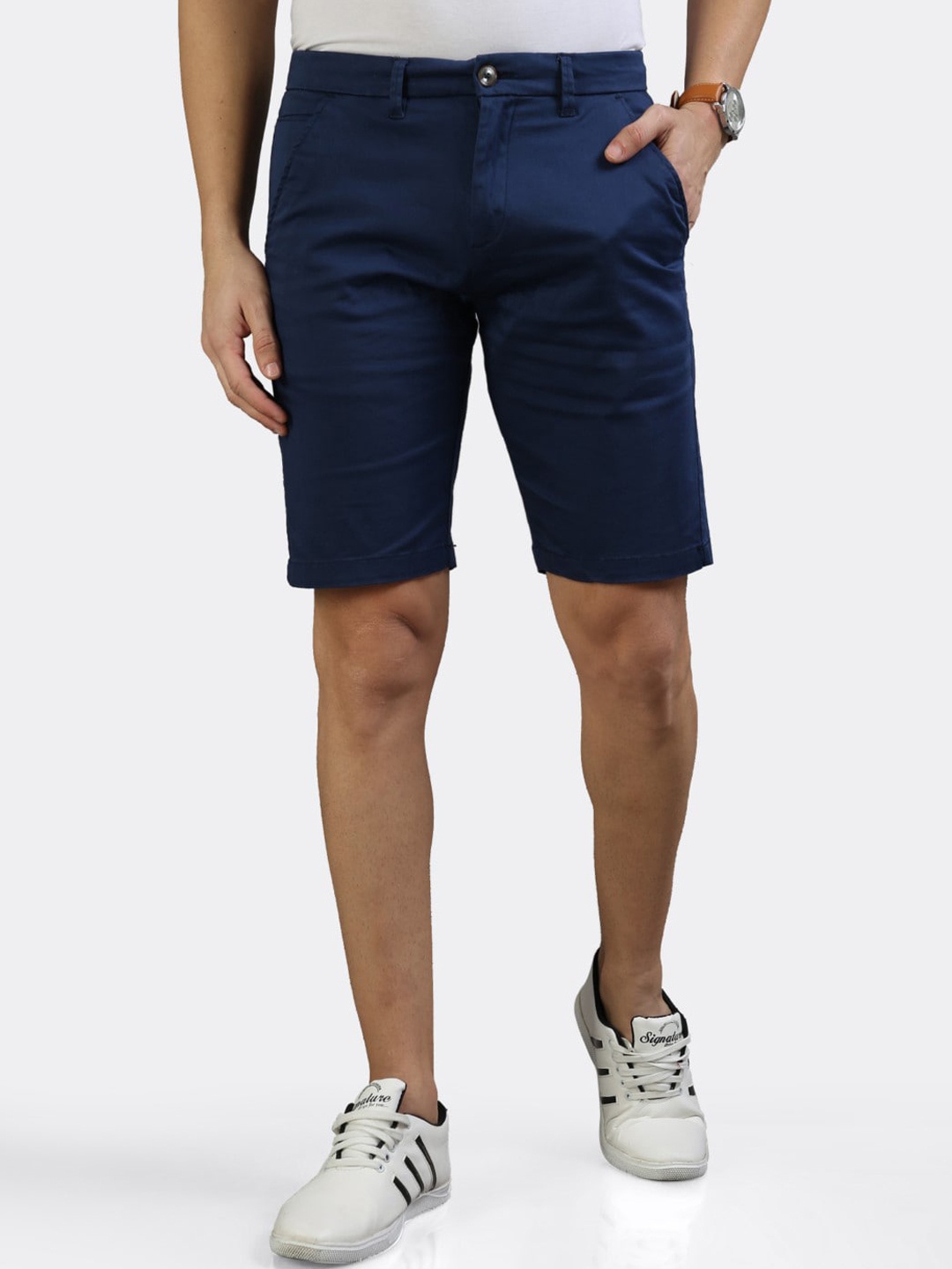 

BADMAASH Men Slim Fit Mid-Rise Stretchable Chino Shorts, Navy blue