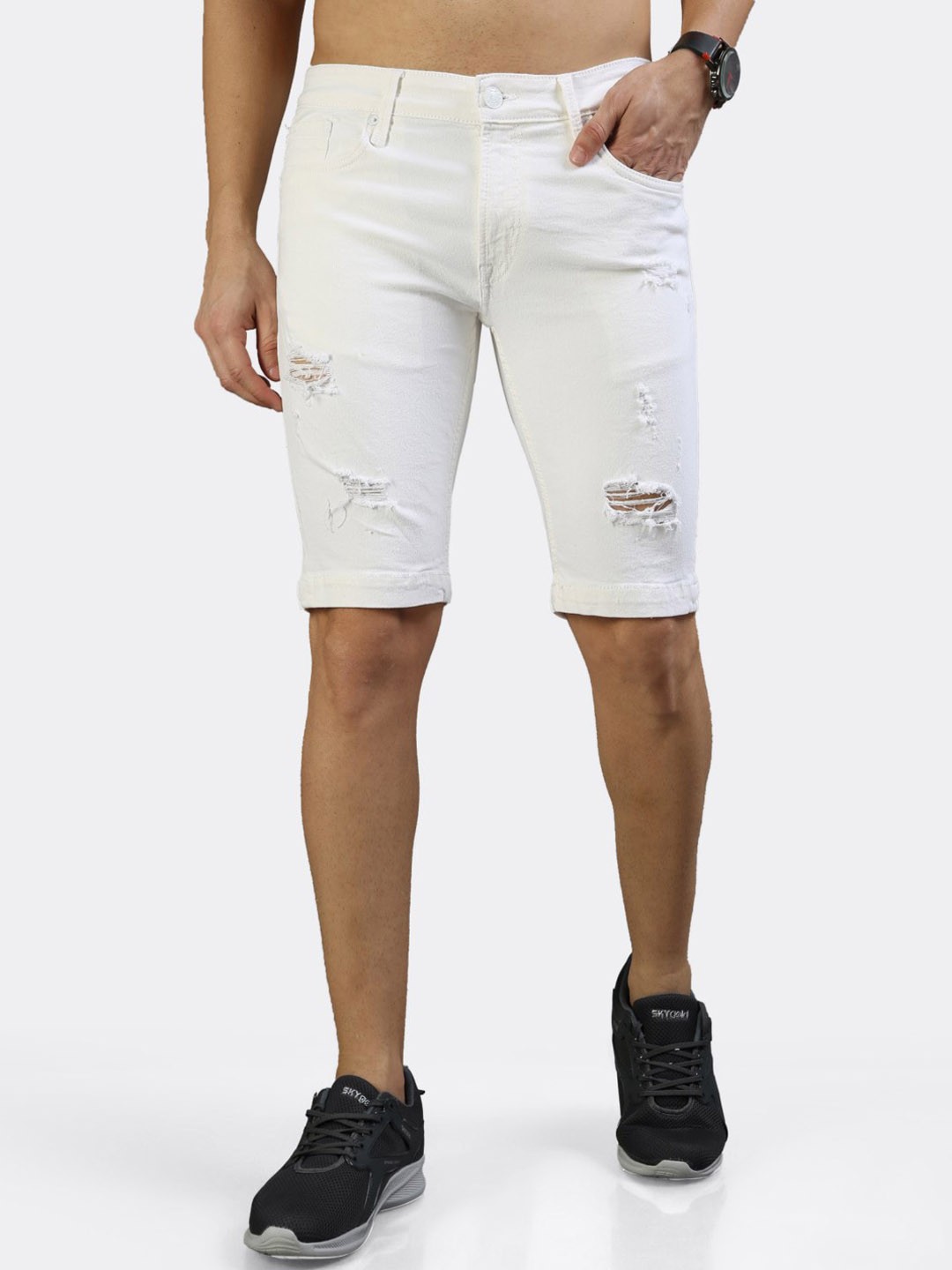 

BADMAASH Men Skinny Fit Distressed Denim Shorts, White