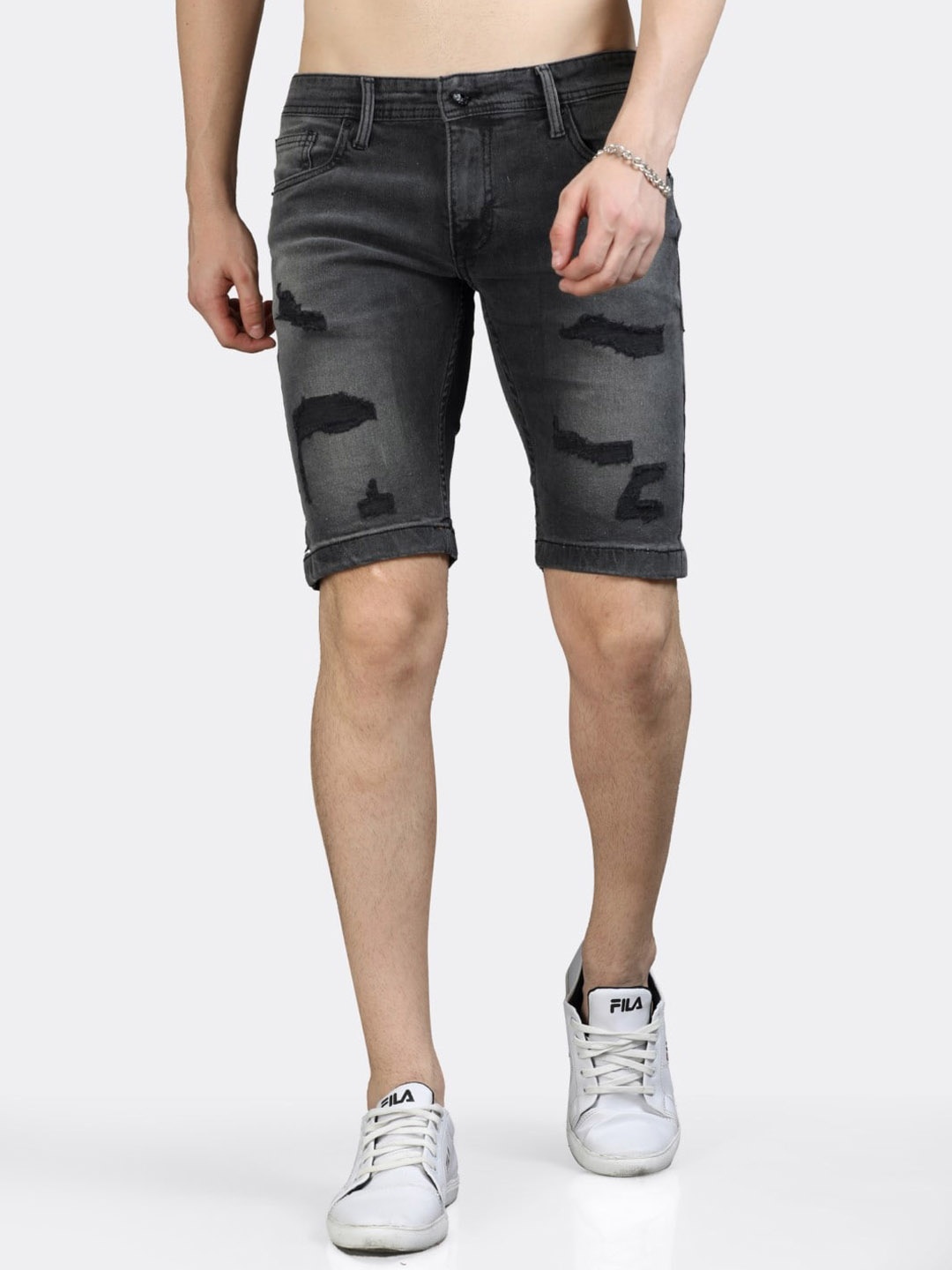 

BADMAASH Men Skinny Fit Washed Distressed Denim Shorts, Black
