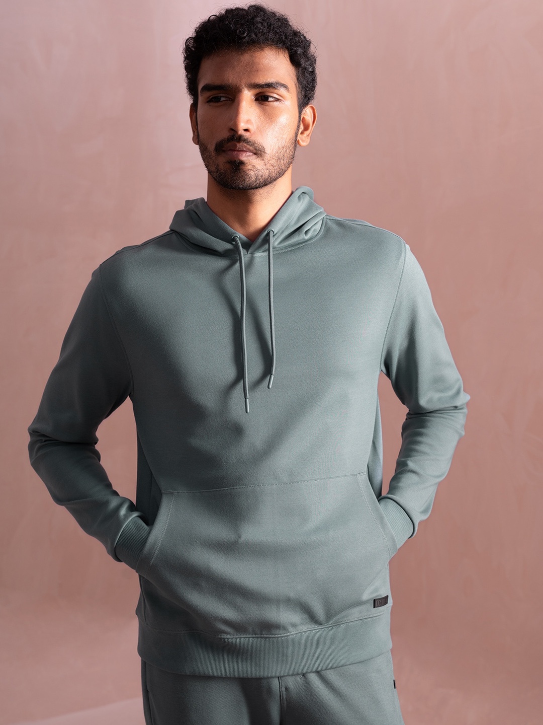 

DAMENSCH Statement Elemental Soft premium Cotton Blend Hooded Sweatshirt, Blue