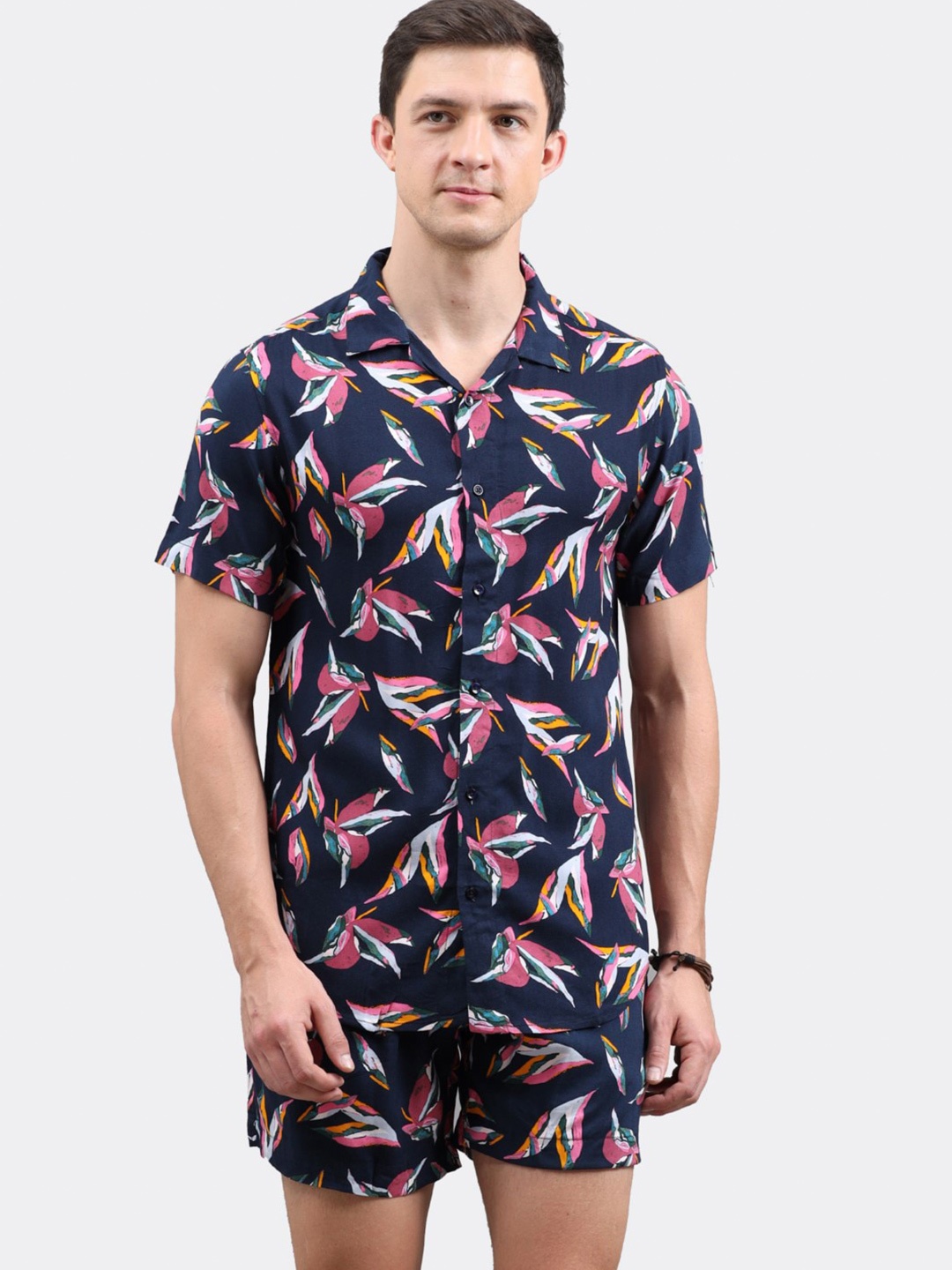 

BADMAASH Abstract Printed Shirt Collar Short Sleeve Shirt With Shorts, Navy blue
