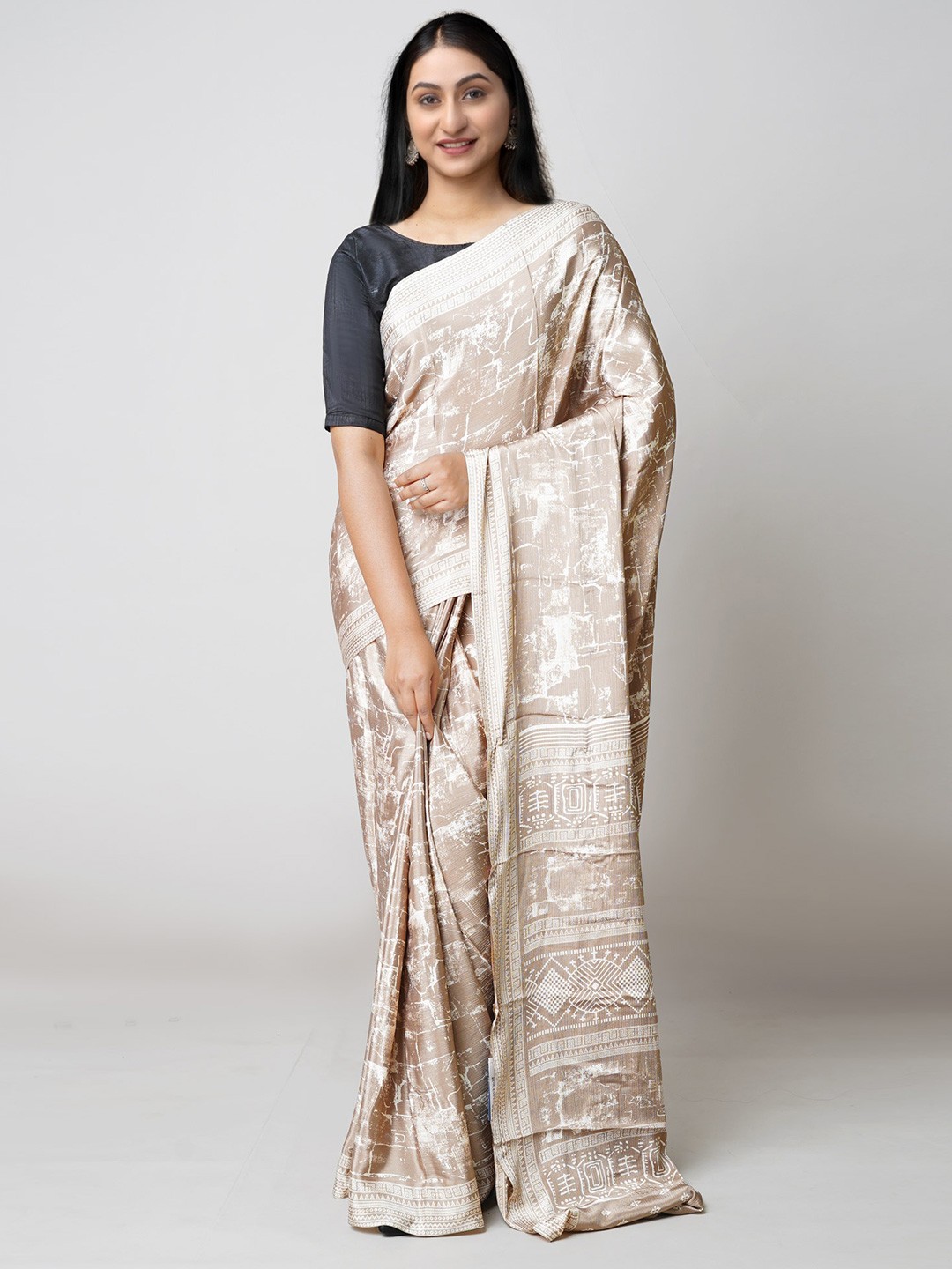 

Unnati Silks Abstract Block Print Saree, Brown