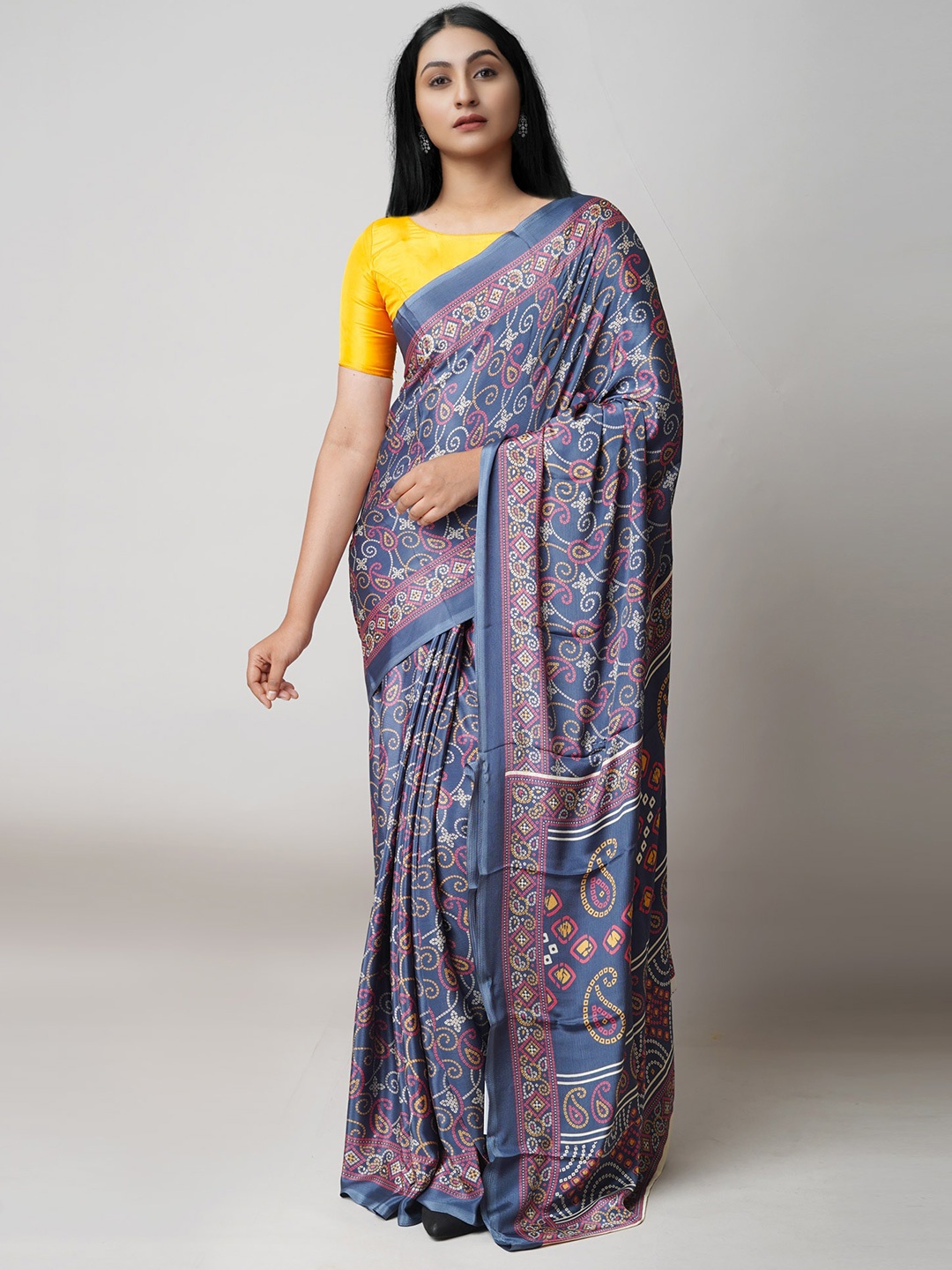 

Unnati Silks Bandhani Printed Bandhani Saree, Grey