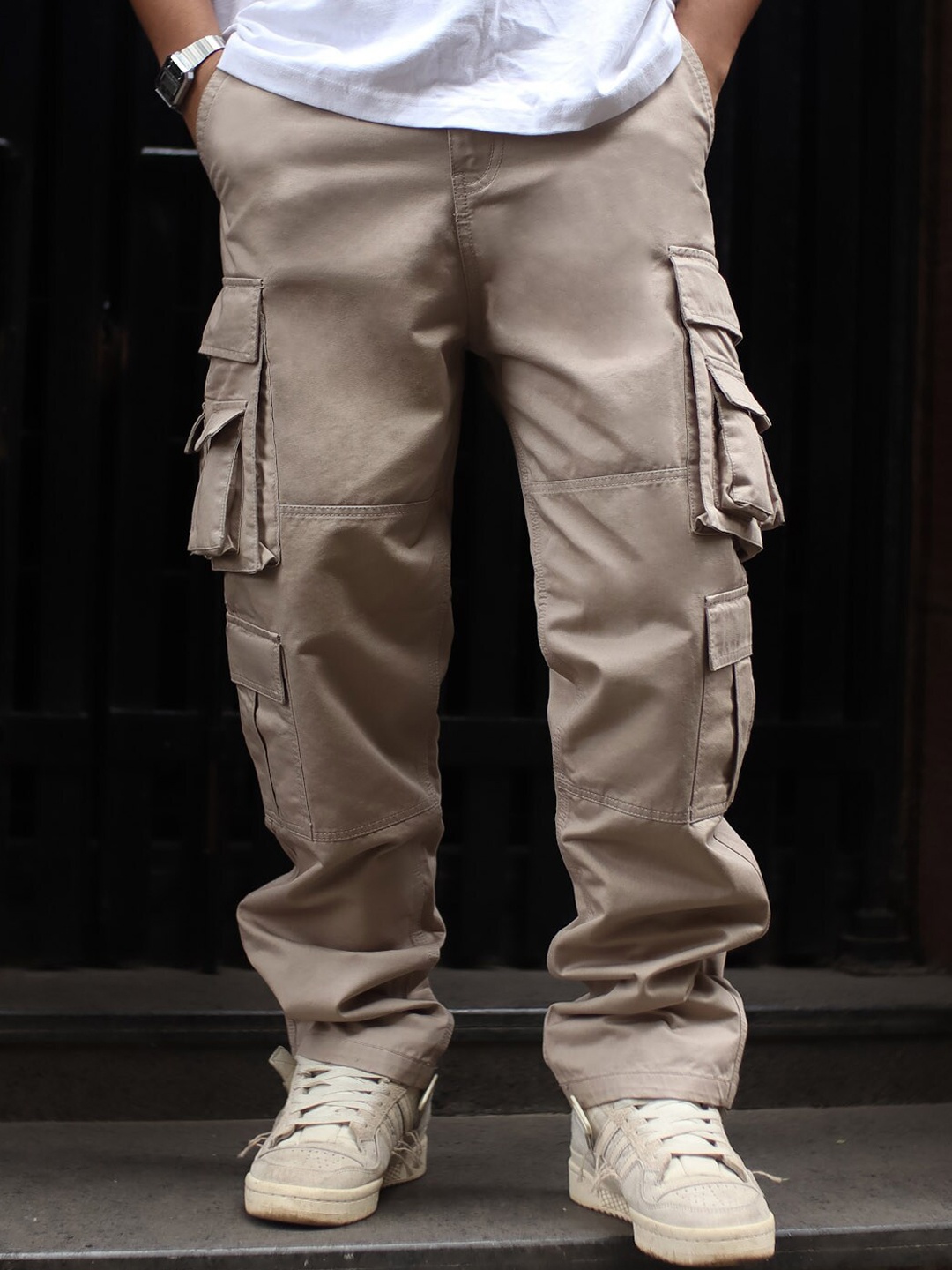 

Powerlook Men Loose Fit Cotton Cargos Trousers, Beige