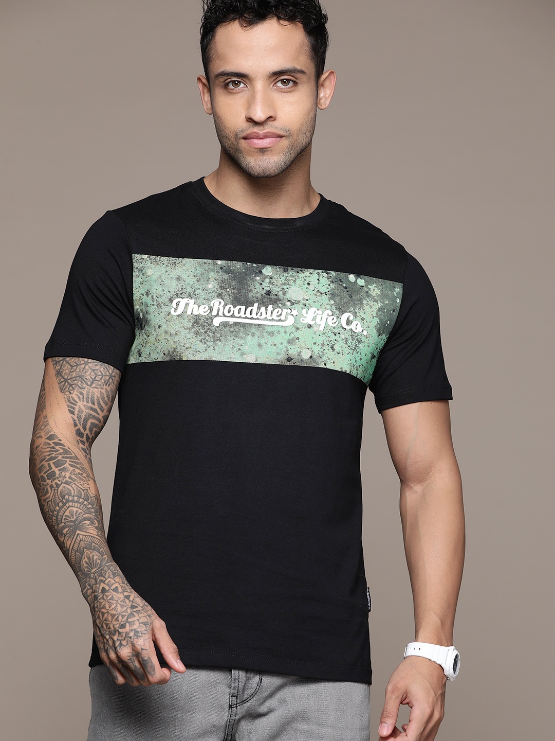 

The Roadster Lifestyle Co. Brand Logo Printed Pure Cotton T-shirt, Black