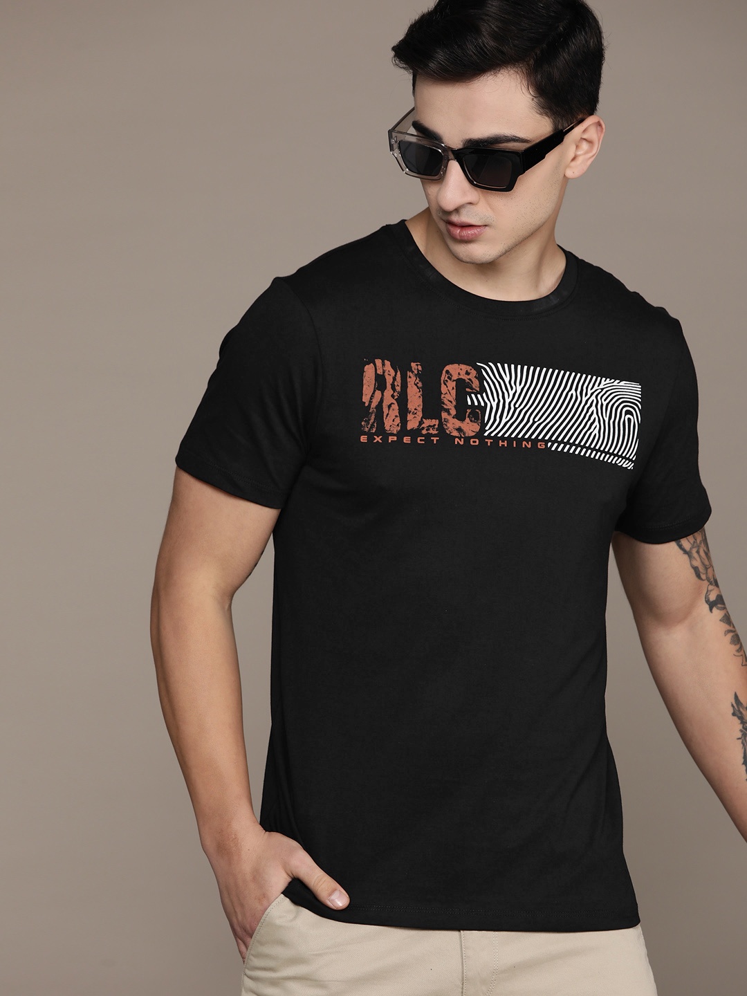 

The Roadster Lifestyle Co. Printed Pure Cotton T-shirt, Black