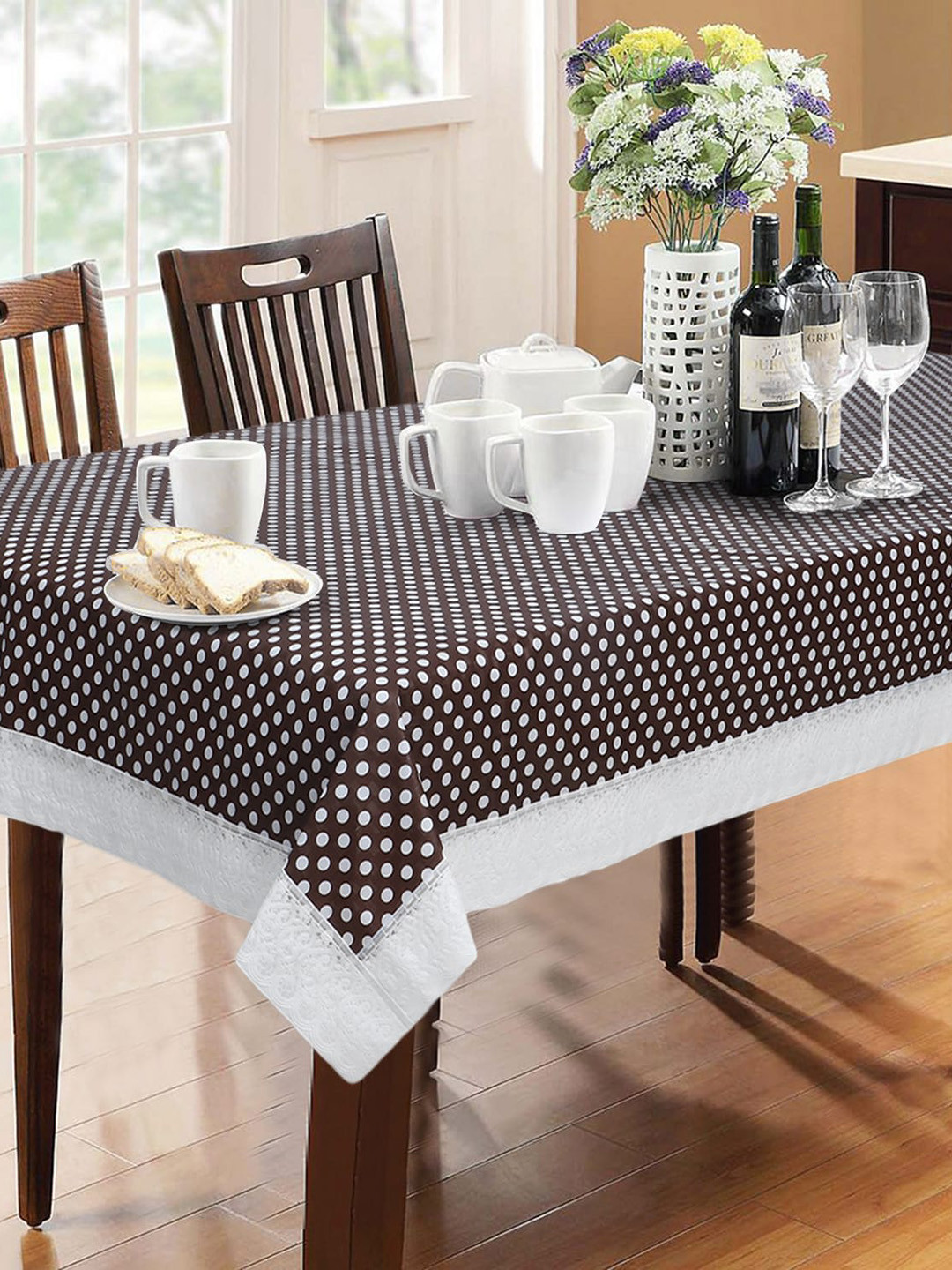 

Dakshya Industries Brown & White Printed 6-Seater Table Covers