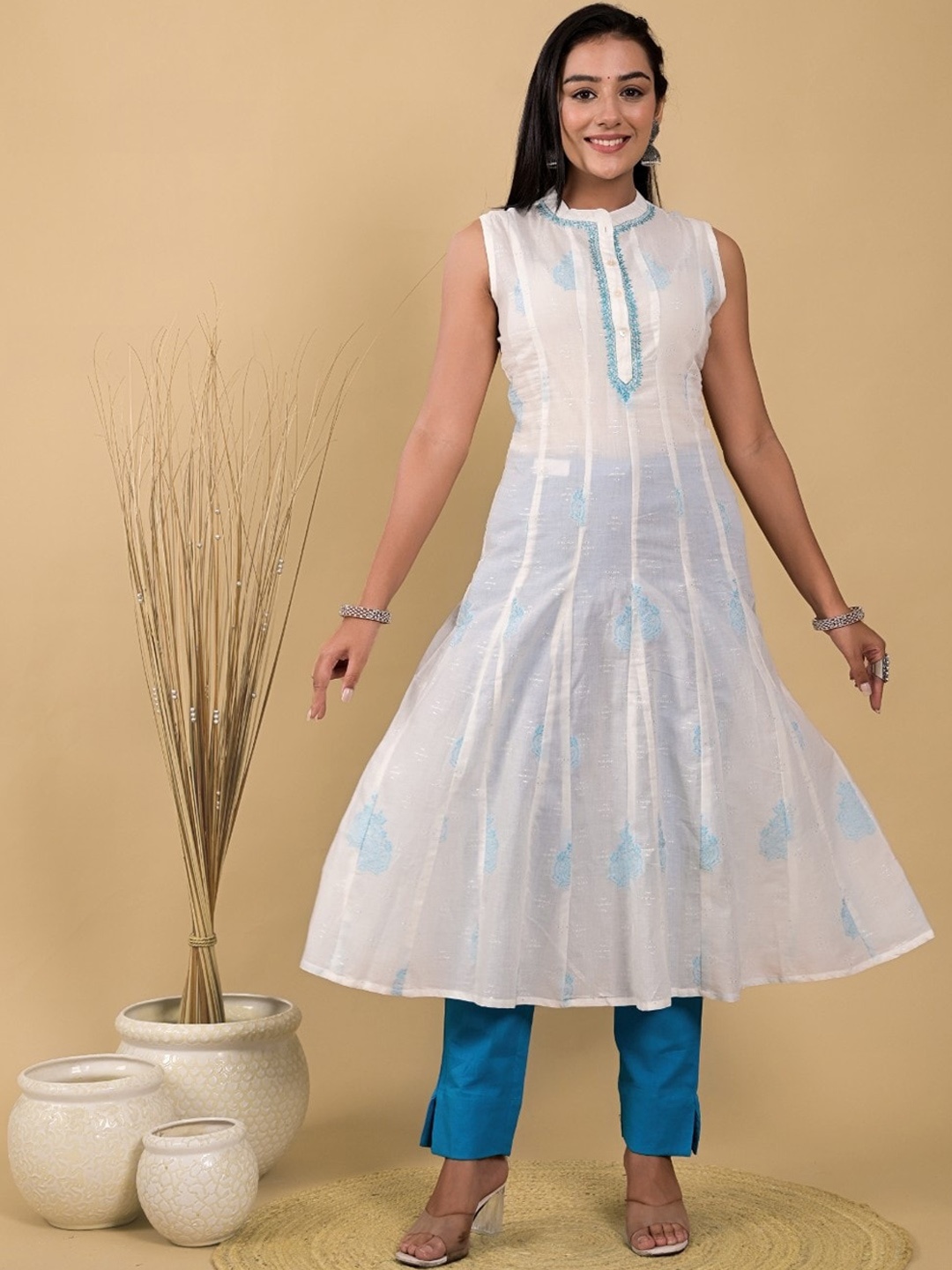 

Sangria White Ethnic Motifs Embroidered Mandarin Collar Cotton A-Line Kurta